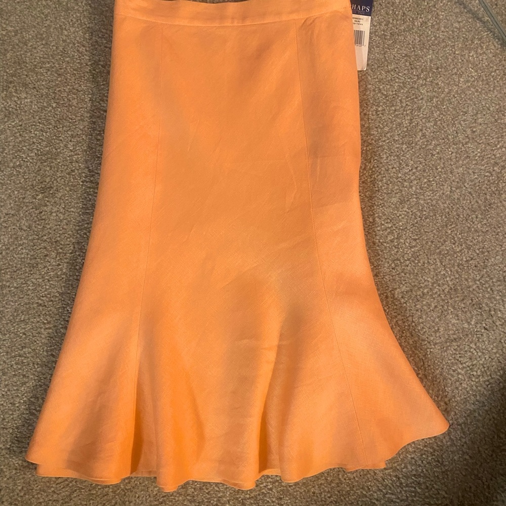 Chaps, NWT, size 4. 25.5” L. Orange sherbet/peach color linen skirt.